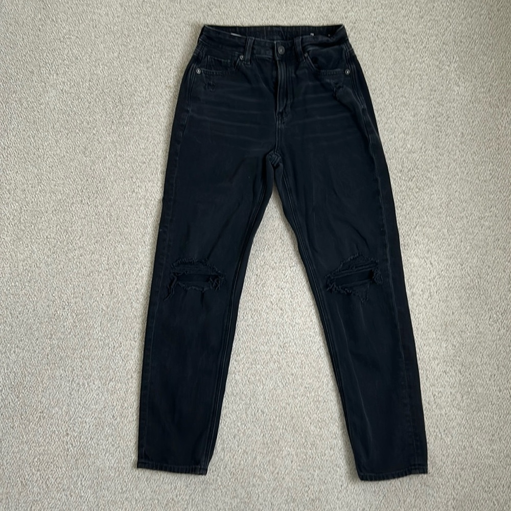 American Eagle distressed black jeans. Size 0 regular.